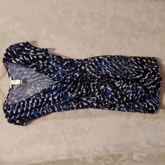 SZ. 2 WOMEN'S BUSINESS WORK DRESS BY: LAUNDRY - Picture 1 of 3